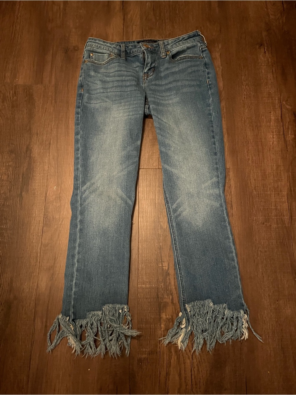 Aeropostale Light Blue Jeans with Fringed Hem ankle style
